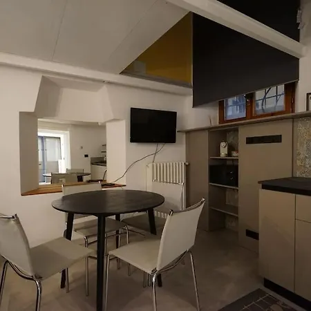 A Due Passi Dal Bosco Verticale Appartement Milaan