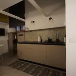 A Due Passi Dal Bosco Verticale Milaan